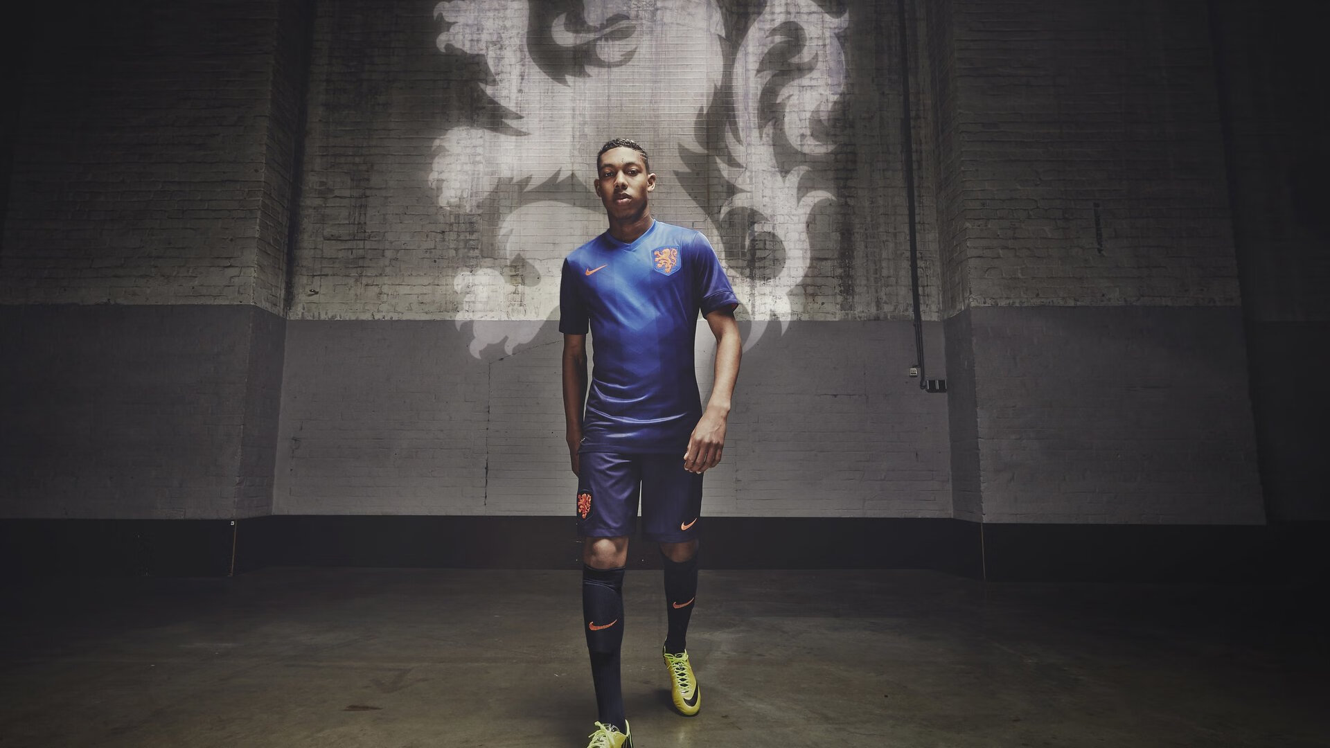 23-24赛季格里马尔多6次任意球破门，五大联赛无人能及，马德里竞技格里兹曼